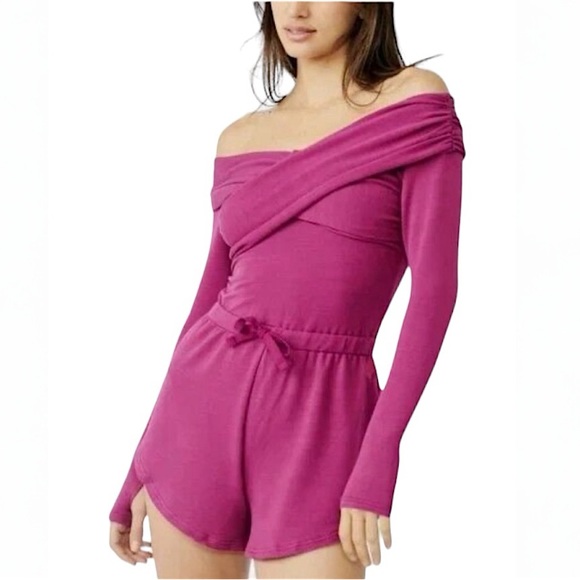 Free People FP Movement Love Spell Romper One-Piece Long Sleeve Size Small NEW - Picture 2 of 15